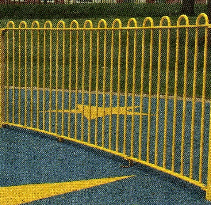 yellow bow top fence