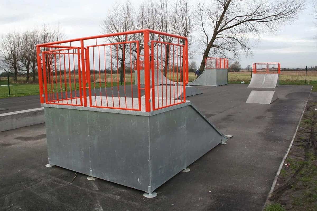 skatepark ramp