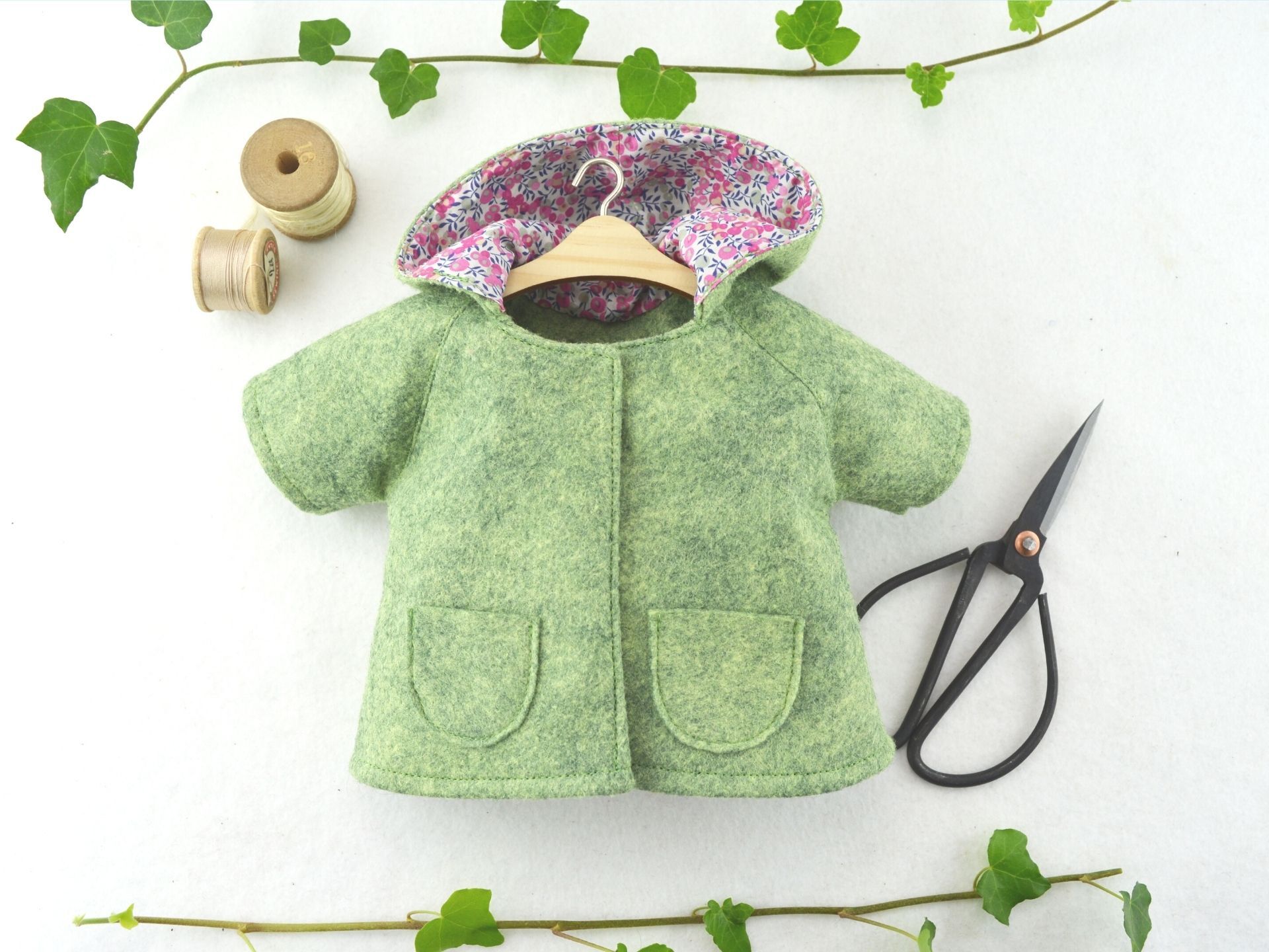 Make a Felt Coat for a Teddy Bear things to make from felt