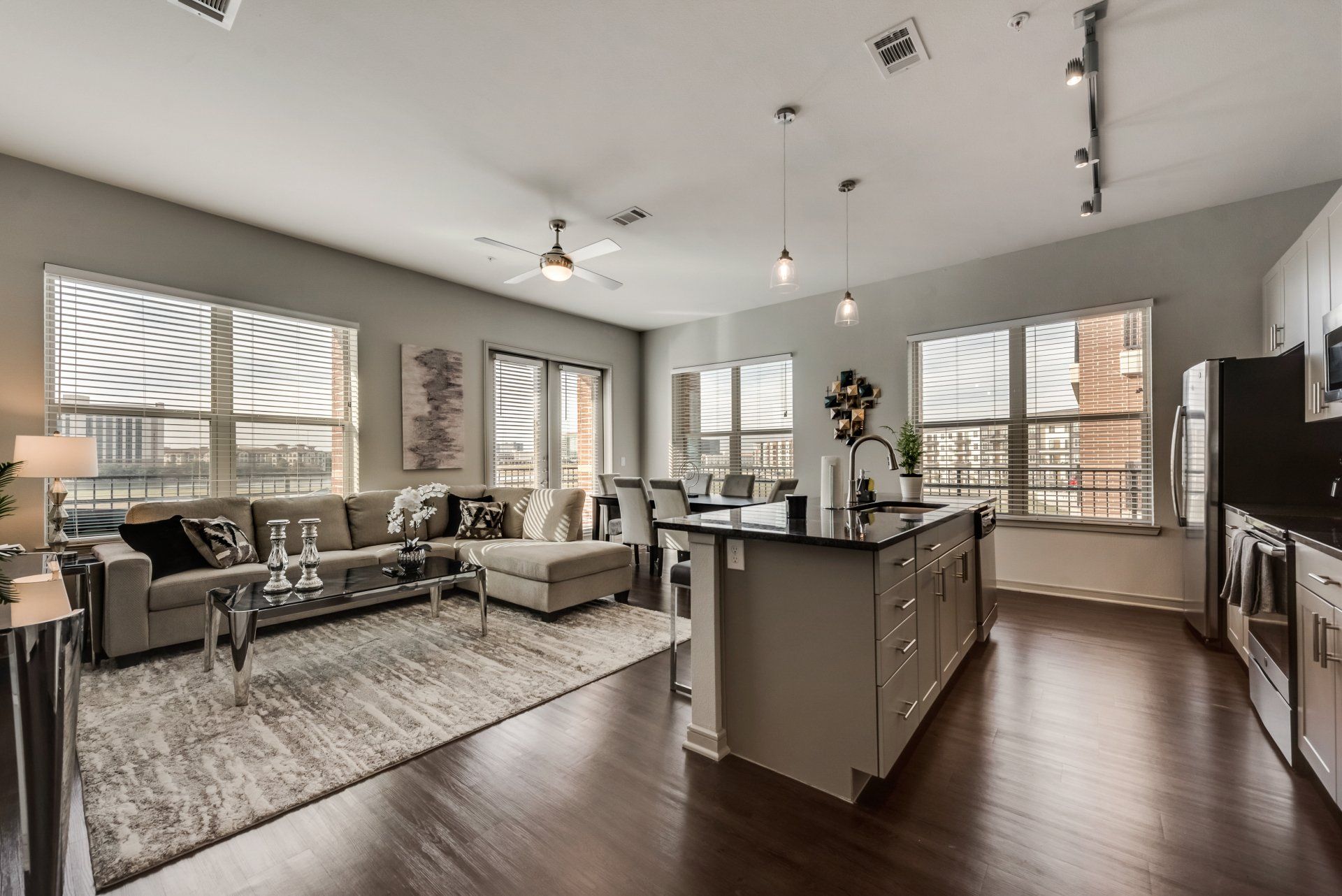 Fully equipped kitchen in a 3-bedroom furnished apartment in Las Colinas