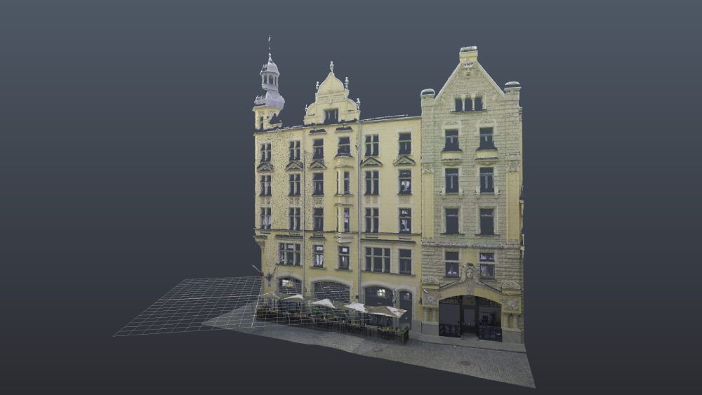 Point cloud and 3D model of the Neiburgs Hotel facade in Old Riga Town