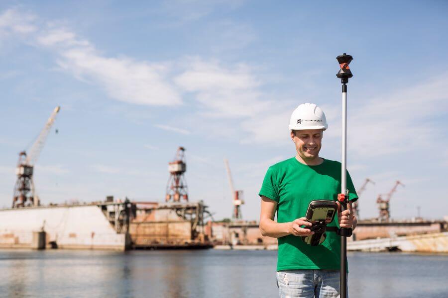 Topographical surveying of the Freeport of Riga territory