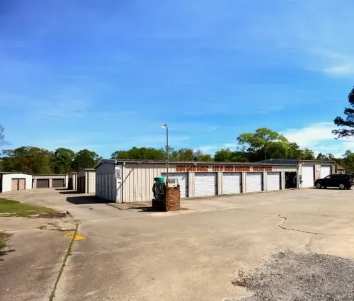 Vehicle storage at BIG Storage in Picayune, MS