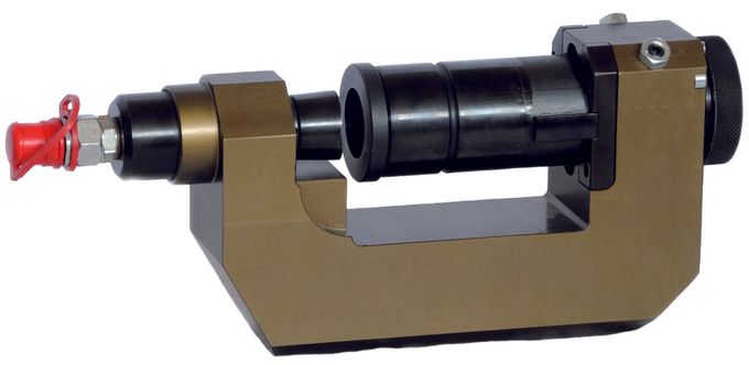 Punzonatore canali a batteria