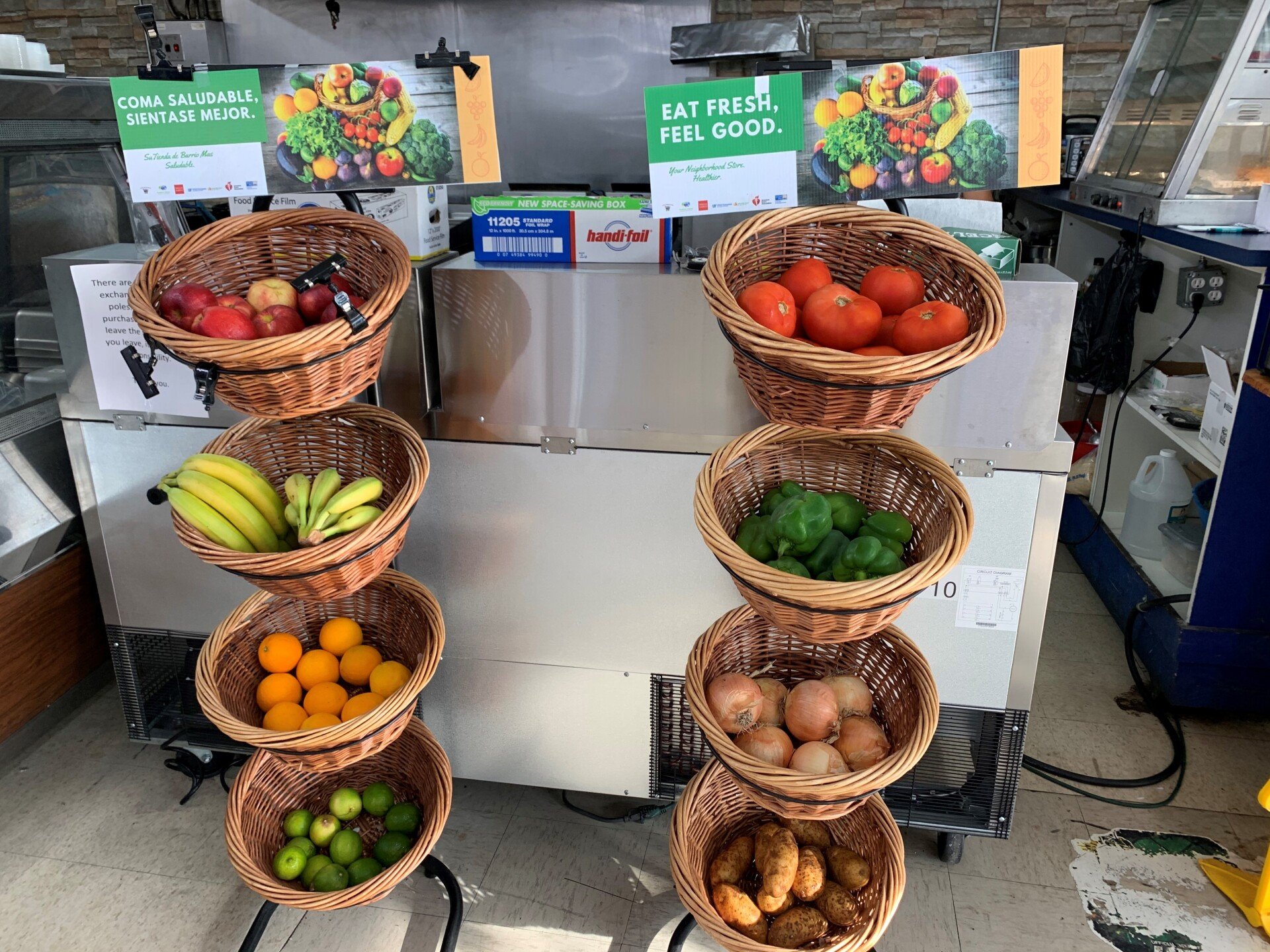 A Corner Store an Oasis in an Unlikely Food Desert