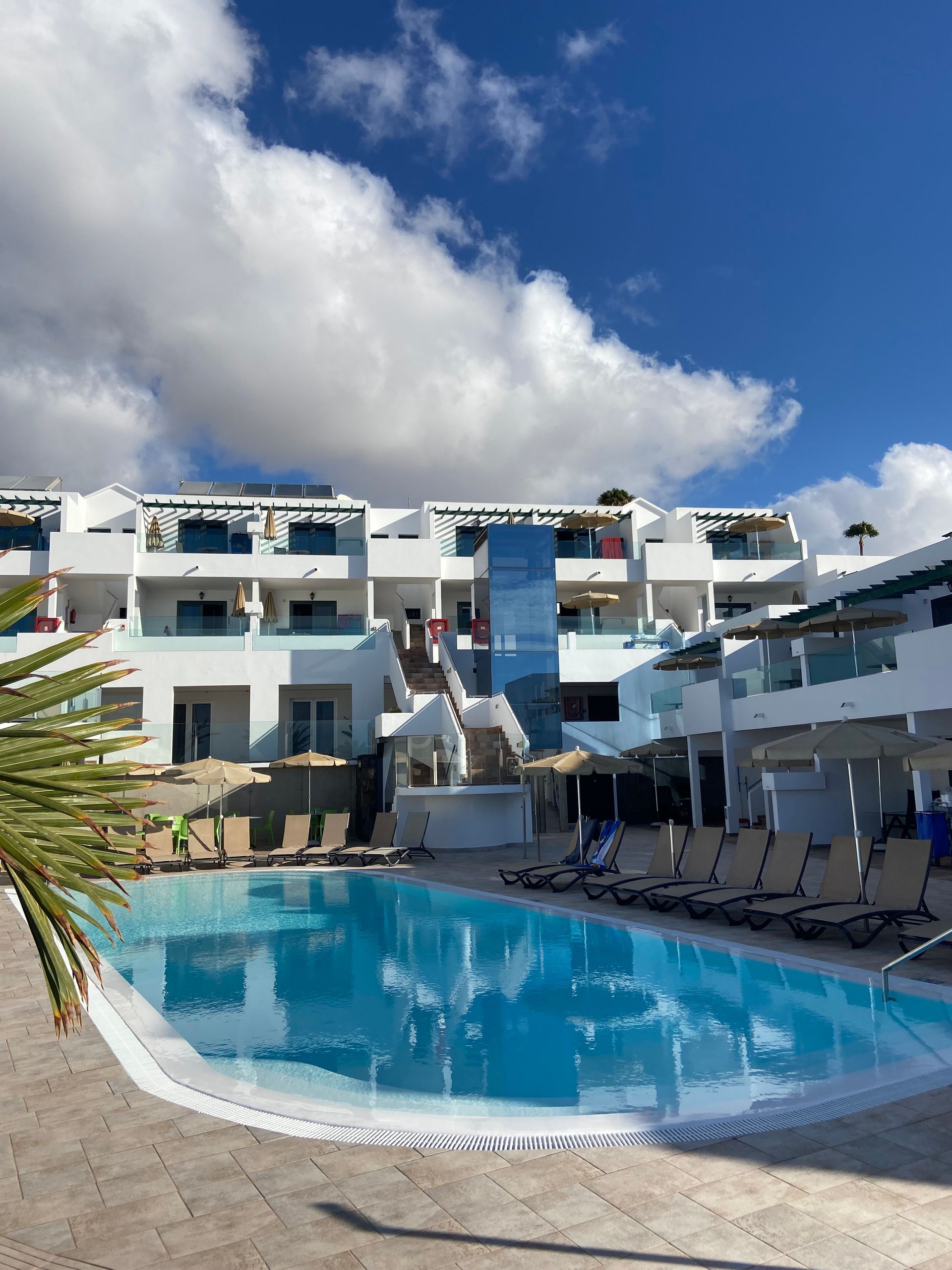 Early+in+the+morning+in+your+SELF-CATERING+APARTMENTS+IN+LANZAROTE+Villa+Canaima
