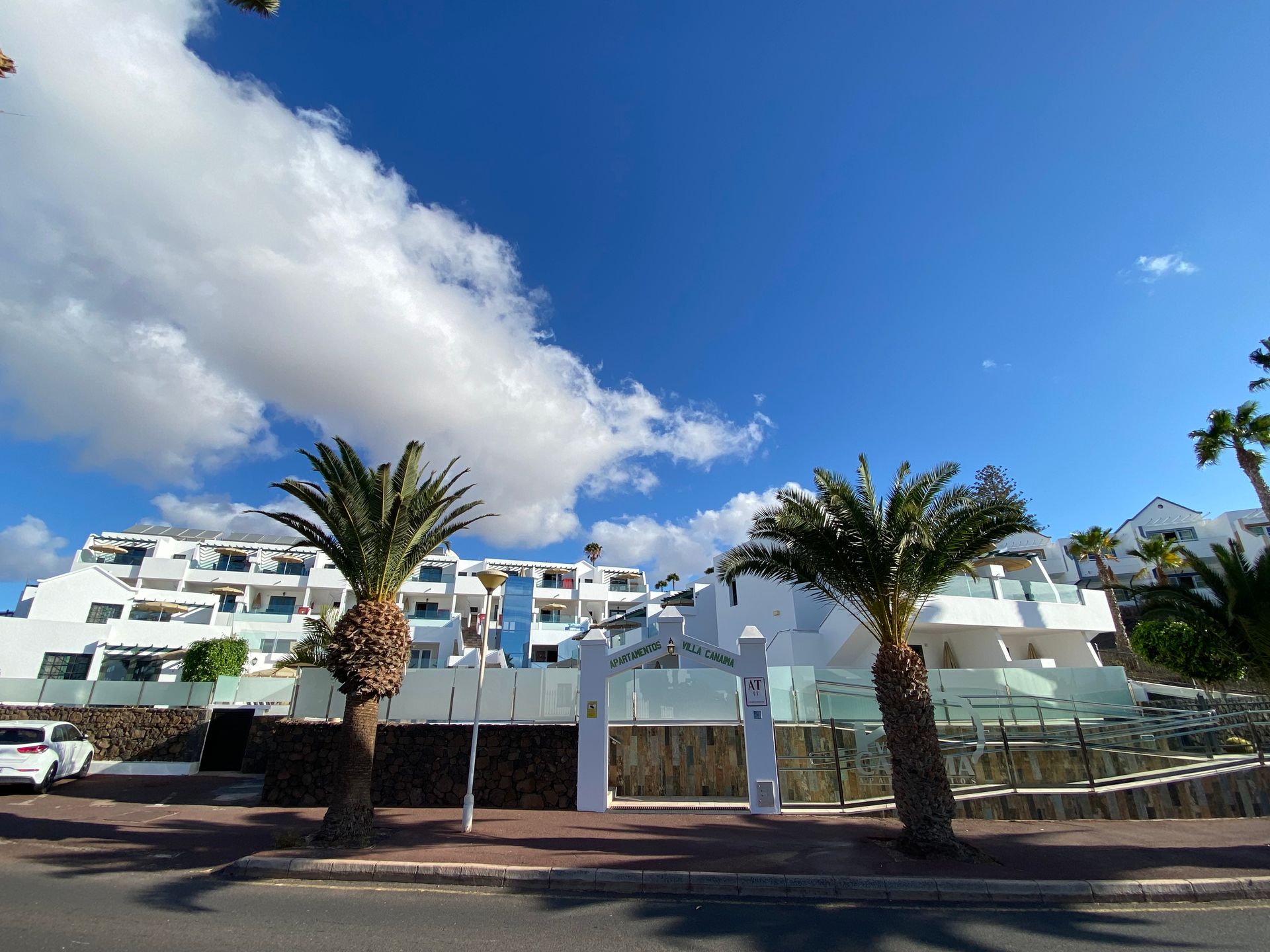 Street+view+of+your+SELF-CATERING+APARTMENTS+IN+LANZAROTE+Villa+Canaima