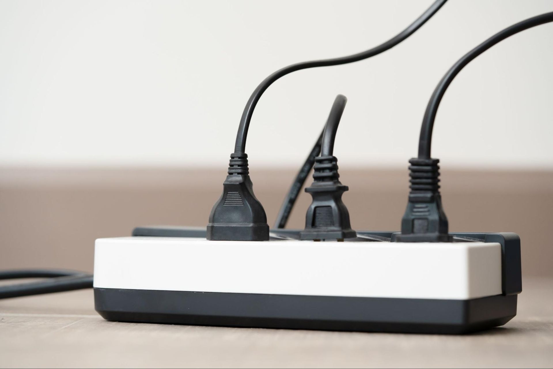 electrical extension cord