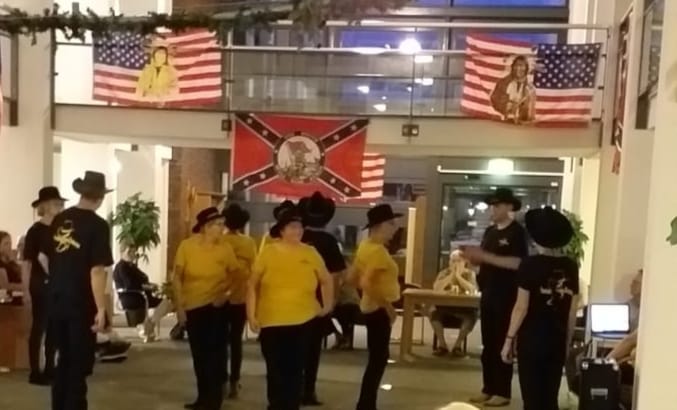 Demonstratie line-dansen Meestershof Bovensmilde