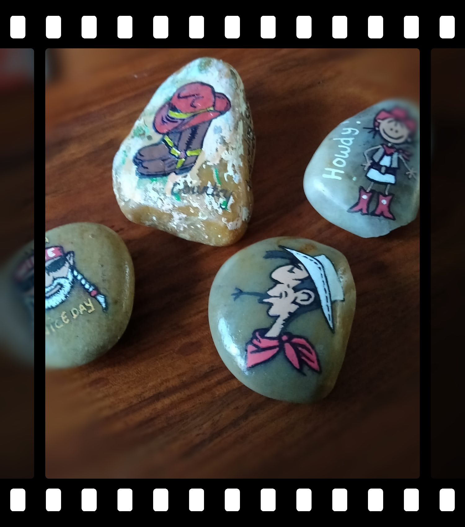 Happystones,