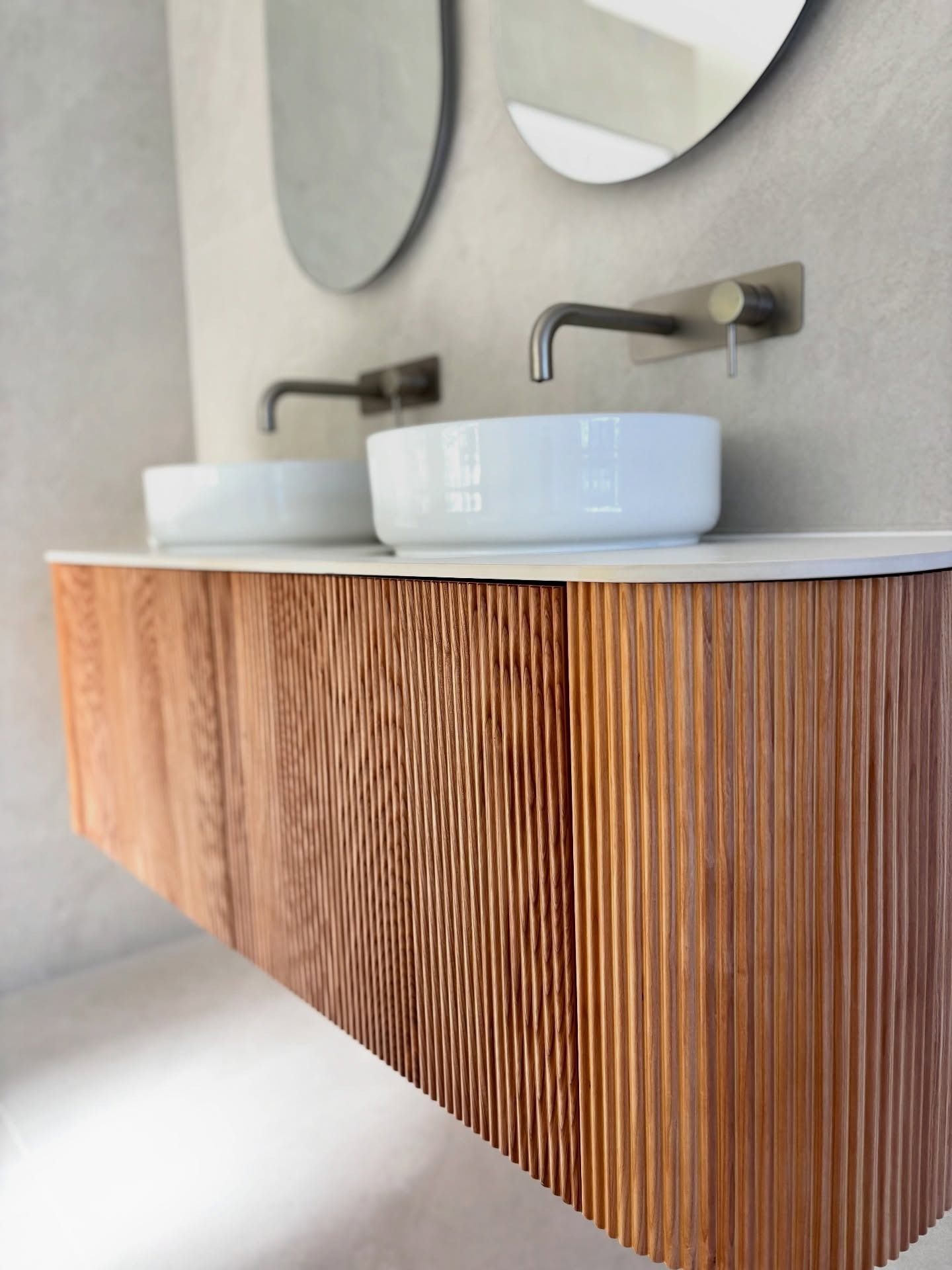 Modern Bathroom Vanity With Two Vessel Sinks, Brushed Faucets, and a Mirrored — Reynolds Built In Caloundra, QLD