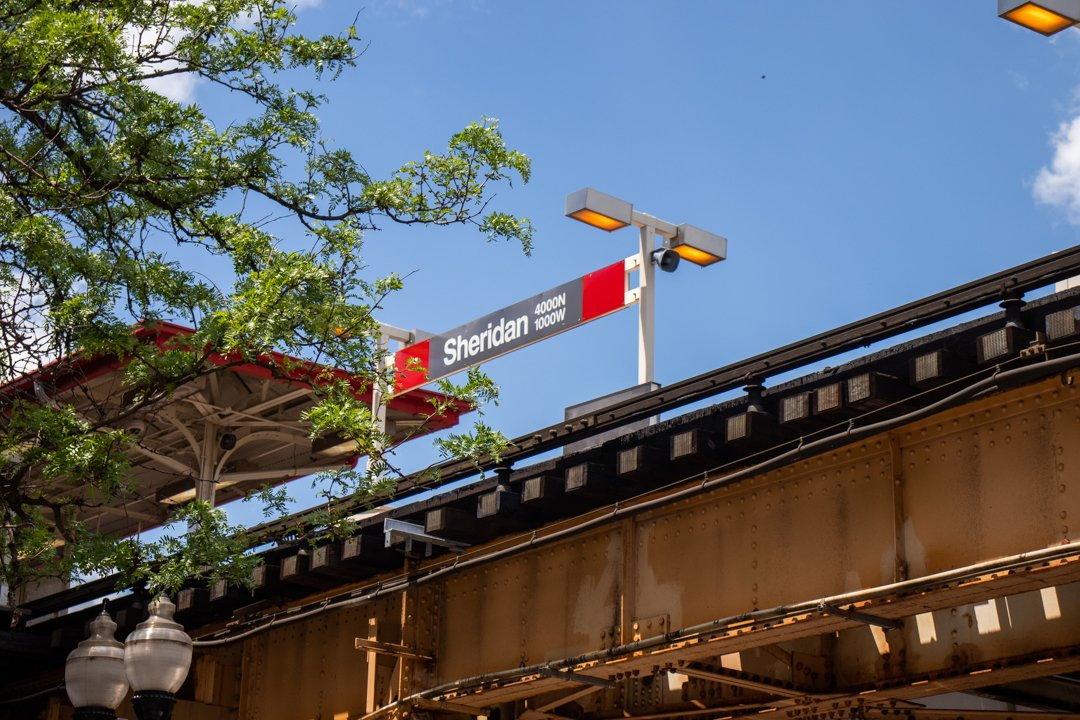 Sign for the Sheridan Red Line train station in Buena Park, Chicago.