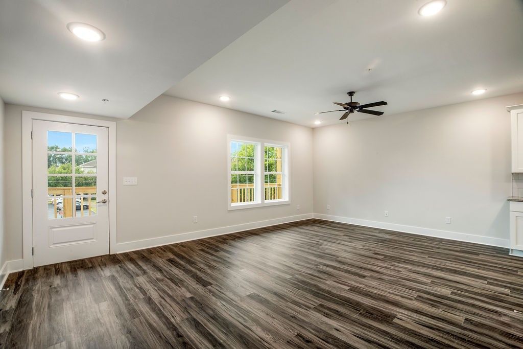 garretts place spacious interior