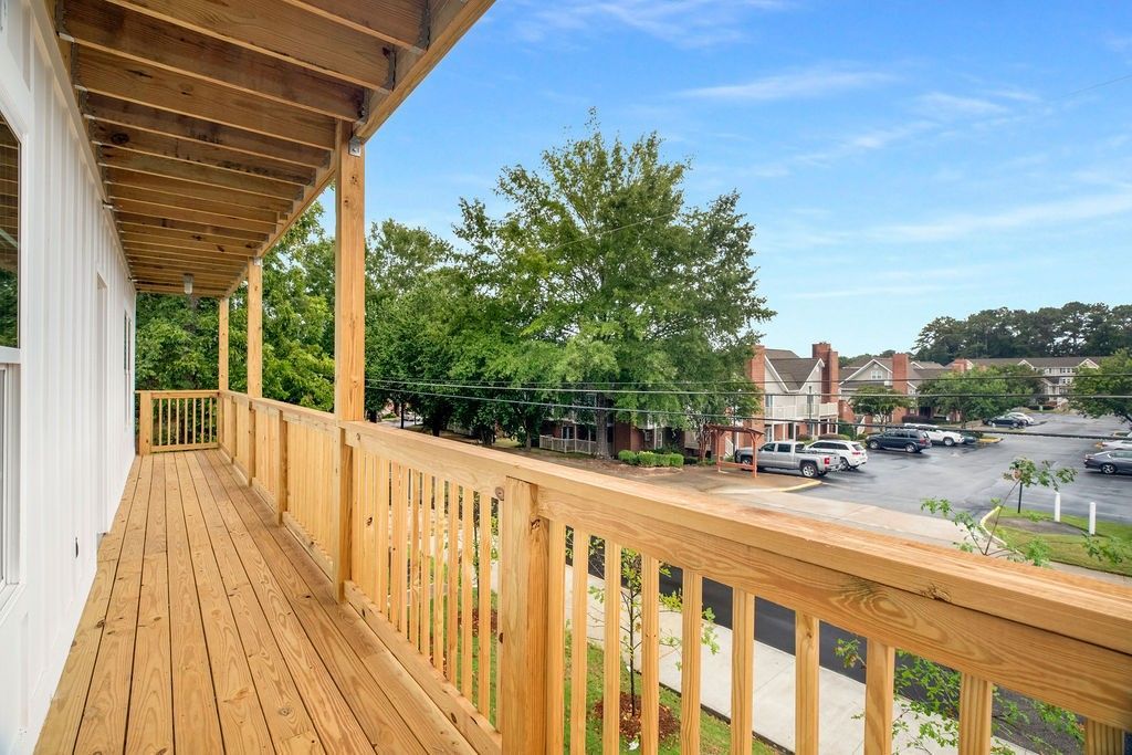 garretts place balcony