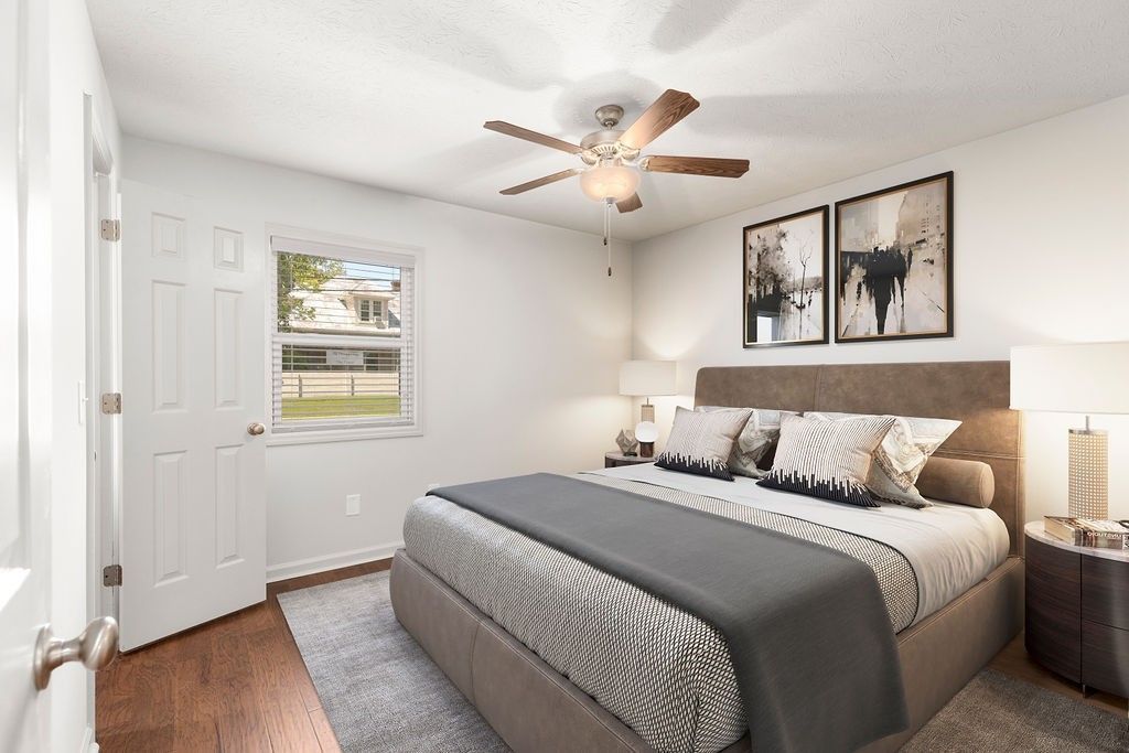 Foxburough 2 bdrm guest staged