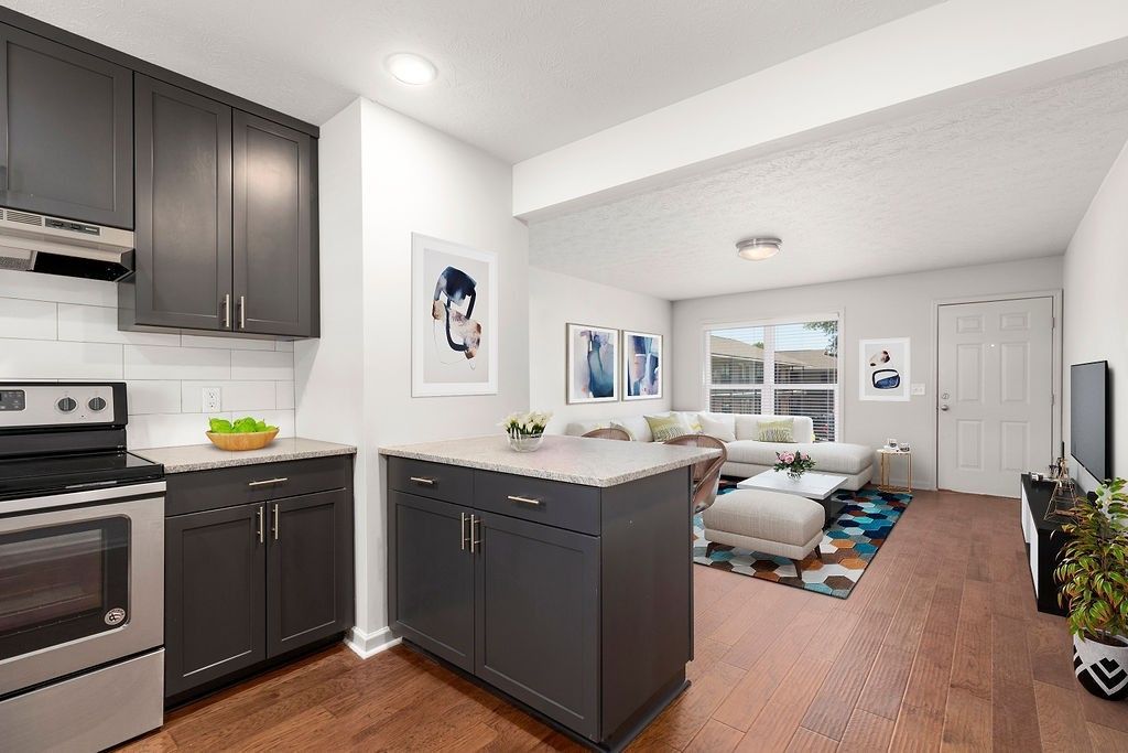 Foxburough 1 bdrm kitchen