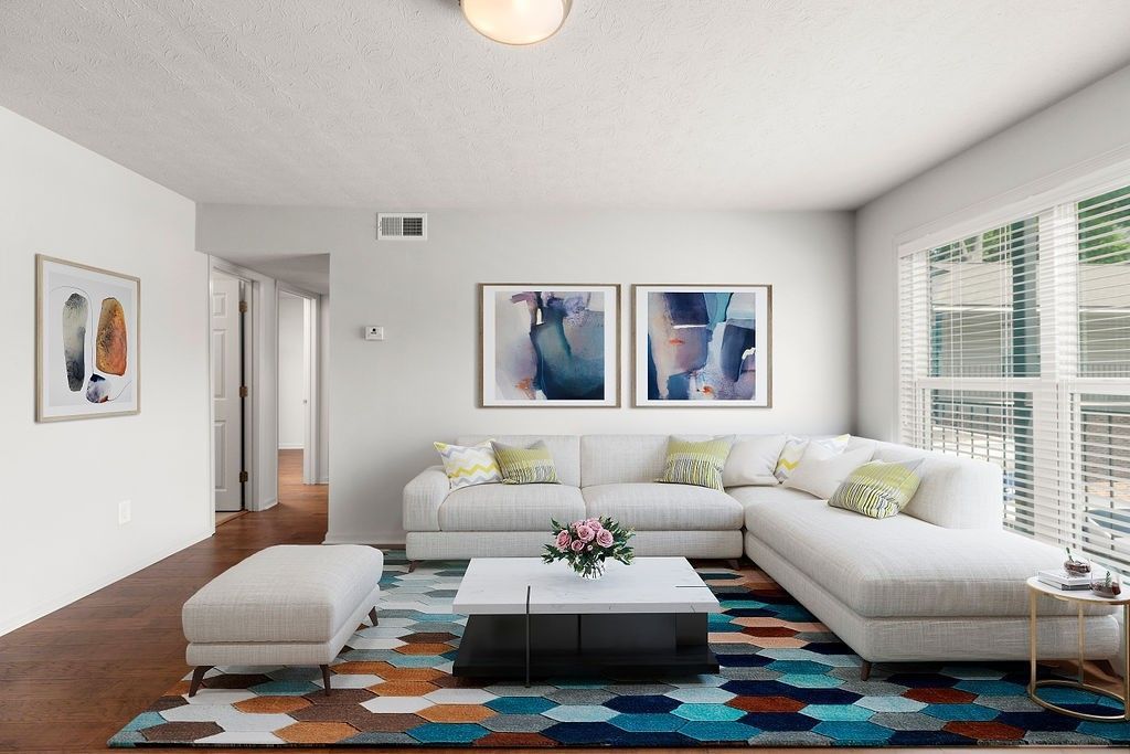 Foxburough 2 bdrm staged