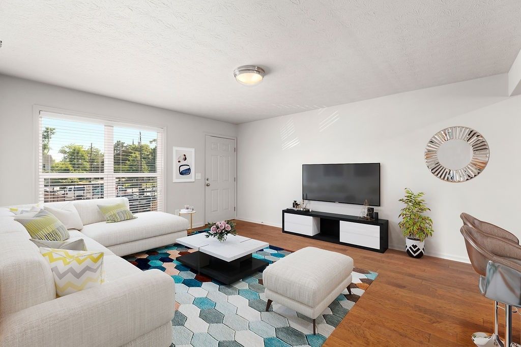Foxburough 2 bdrm living room area