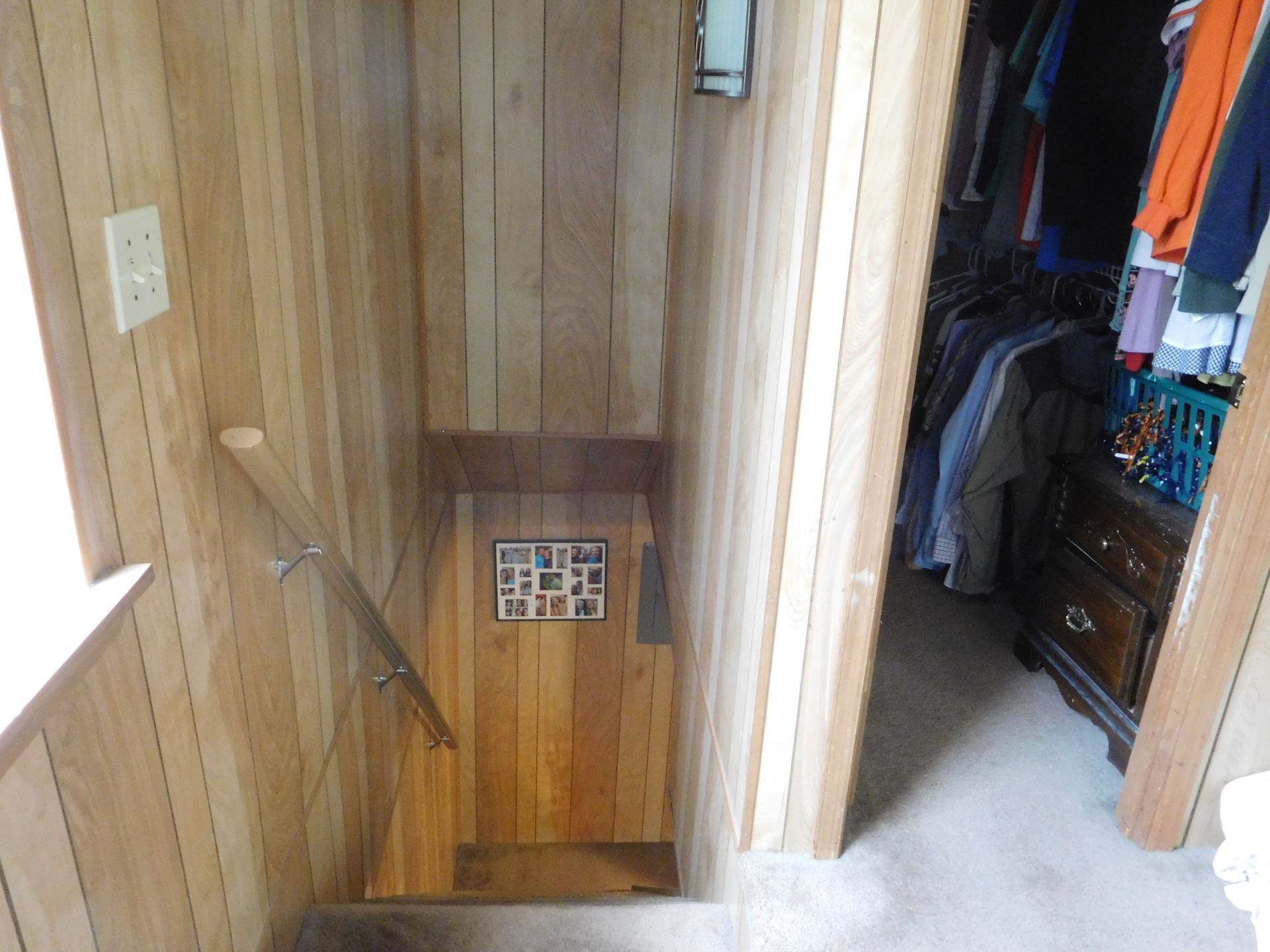 bedroom stairs