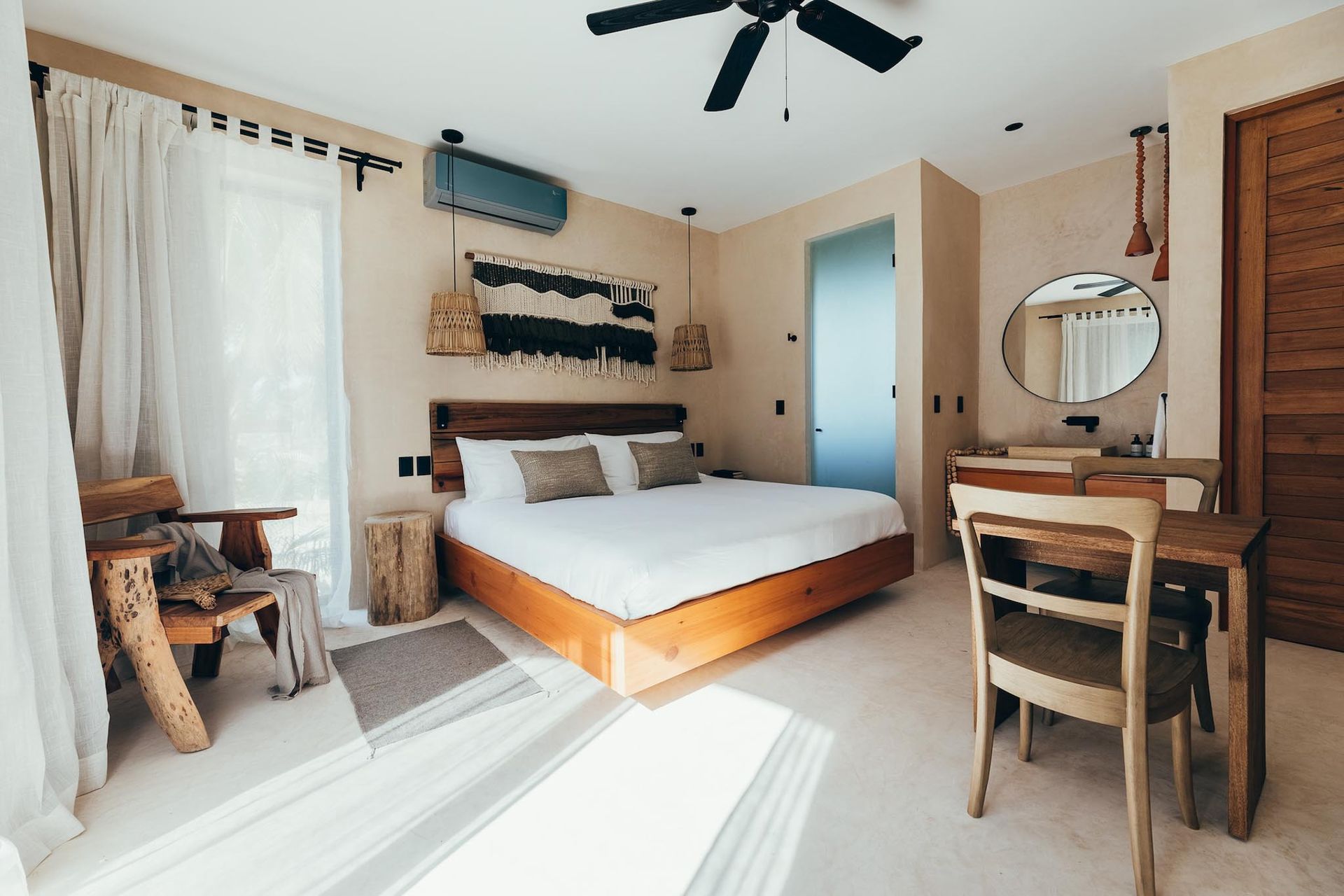 Habitaciones / Rooms Cucu Hotel El Cuyo - King-size bed