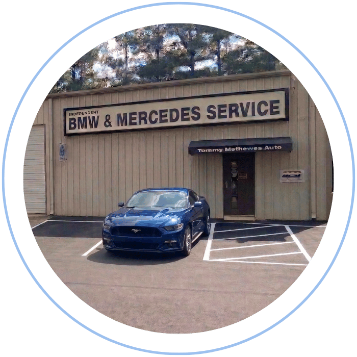 Ford Mustang parked outside Tommy Mathewes Auto Repair
