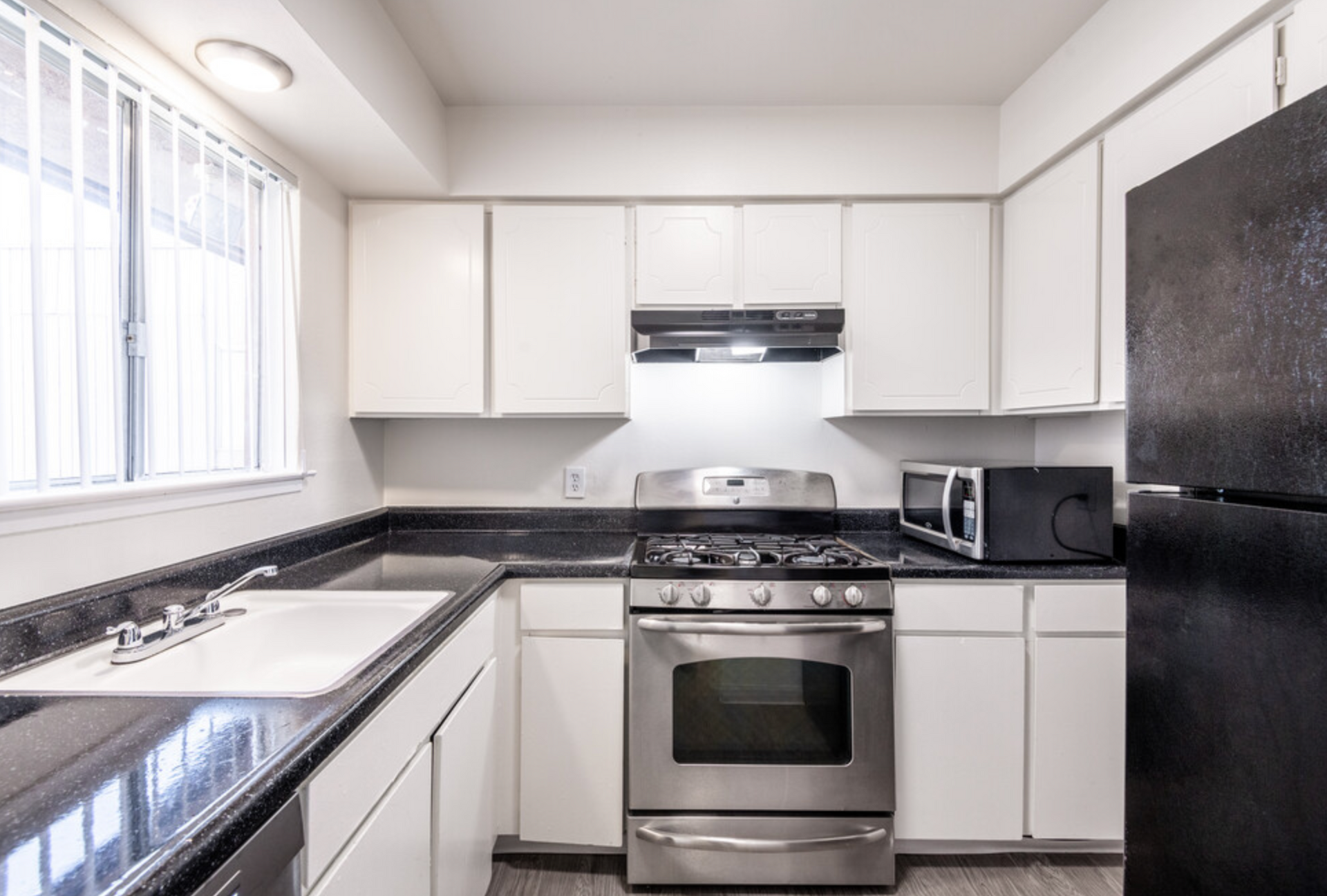 Acacia 2 bedroom kitchen