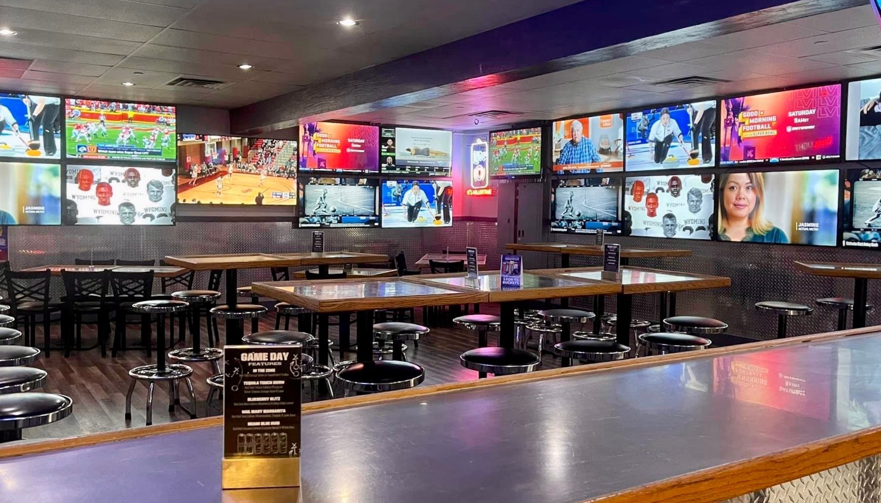 Savi Controls Sports Bar