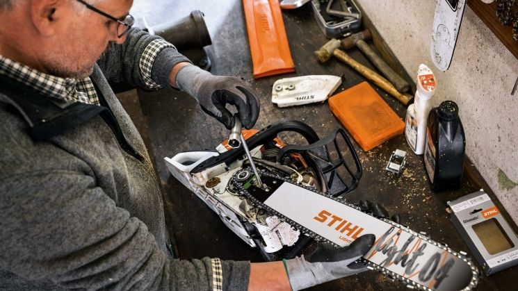 Click here for Stihl Service Tips Service Tips