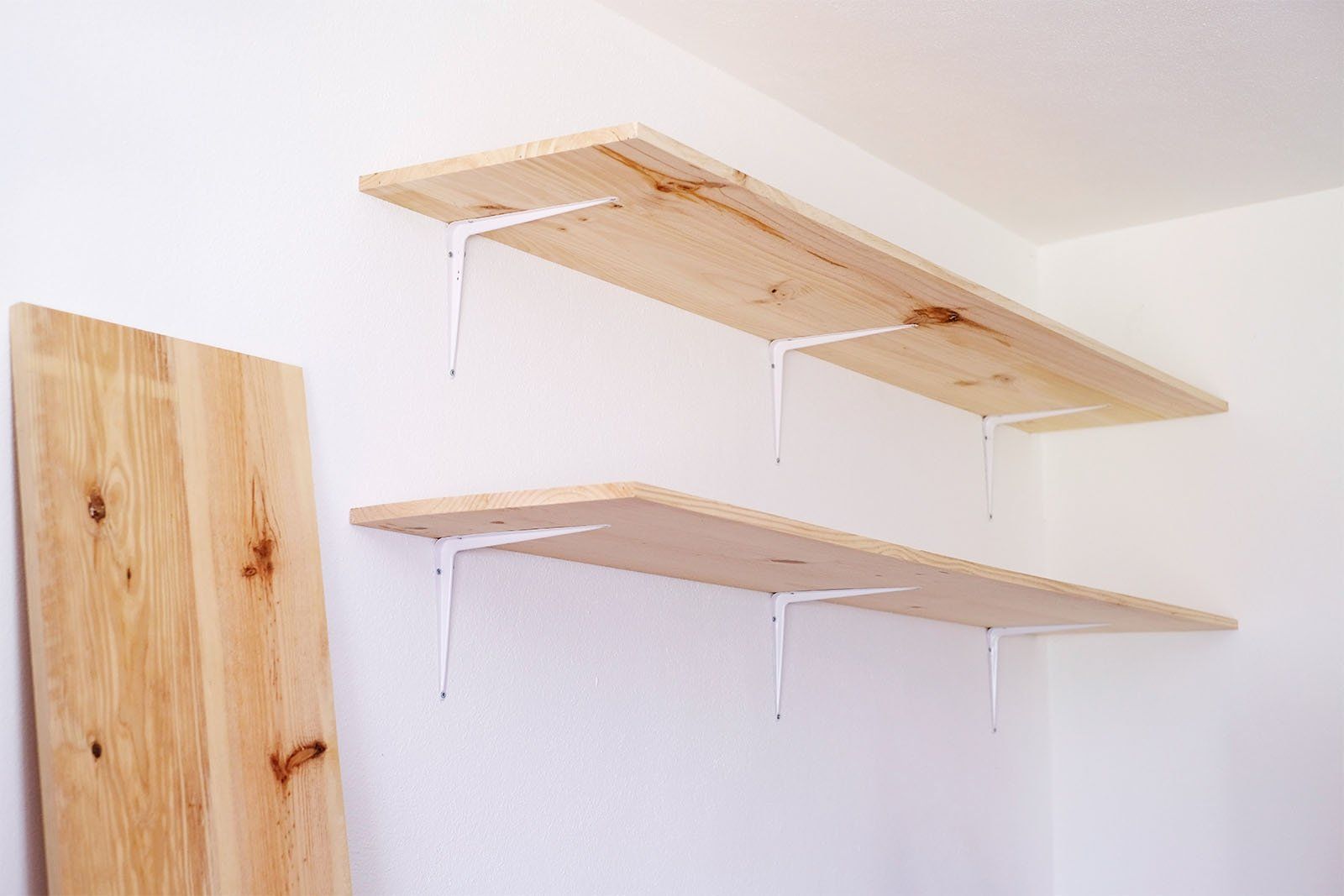 Garage Shelf Installer On The Sunshine Coast