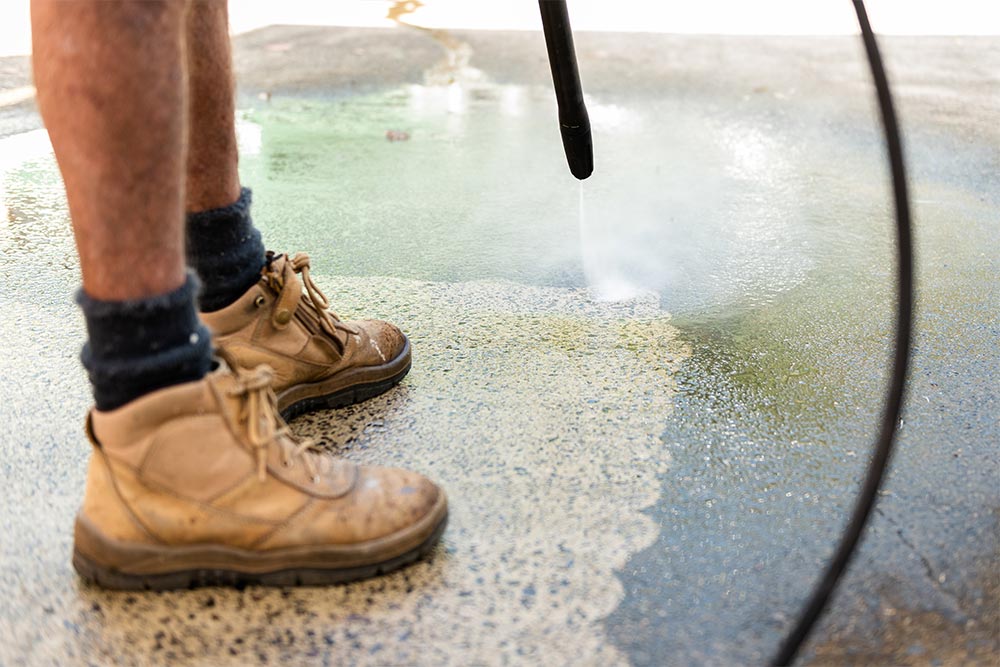 Sunshine Coast Handyman Pressure Cleaning Concrete