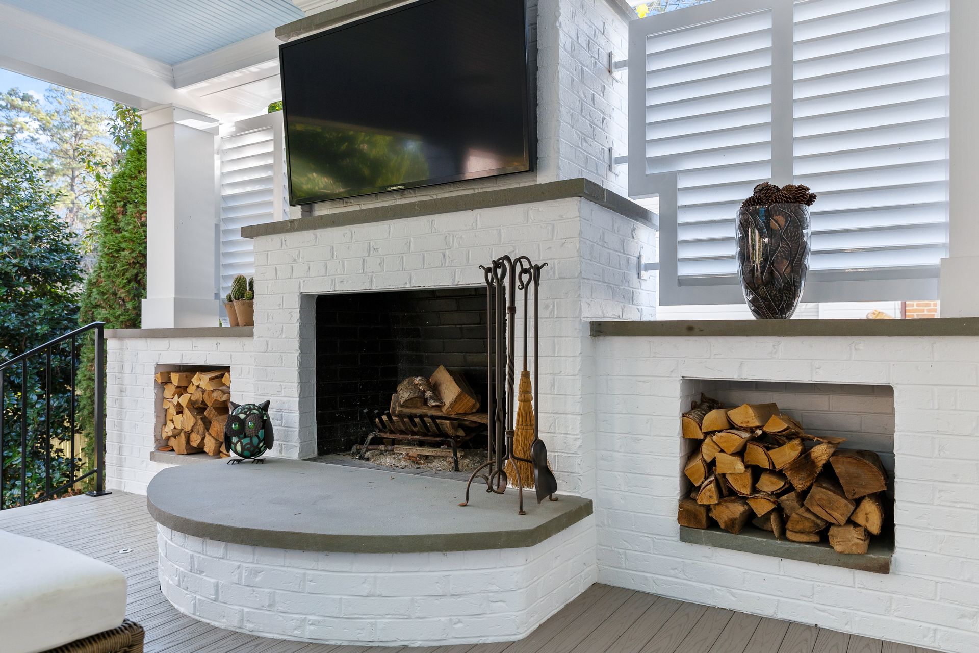 outdoor patio with fireplace