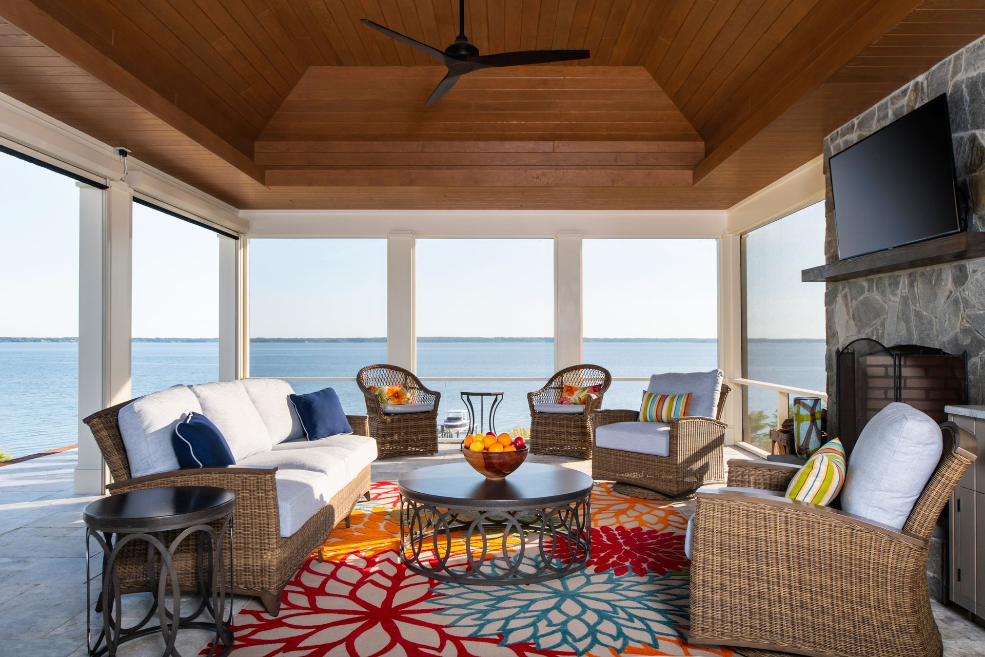 enclosed patio with rockers 