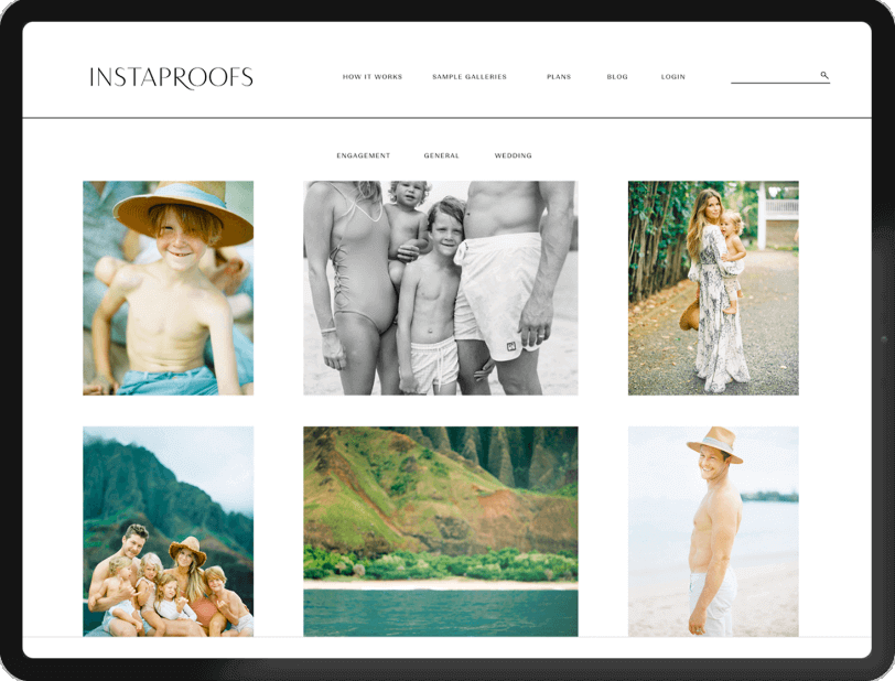 Website featuring family photos in various outdoor settings.