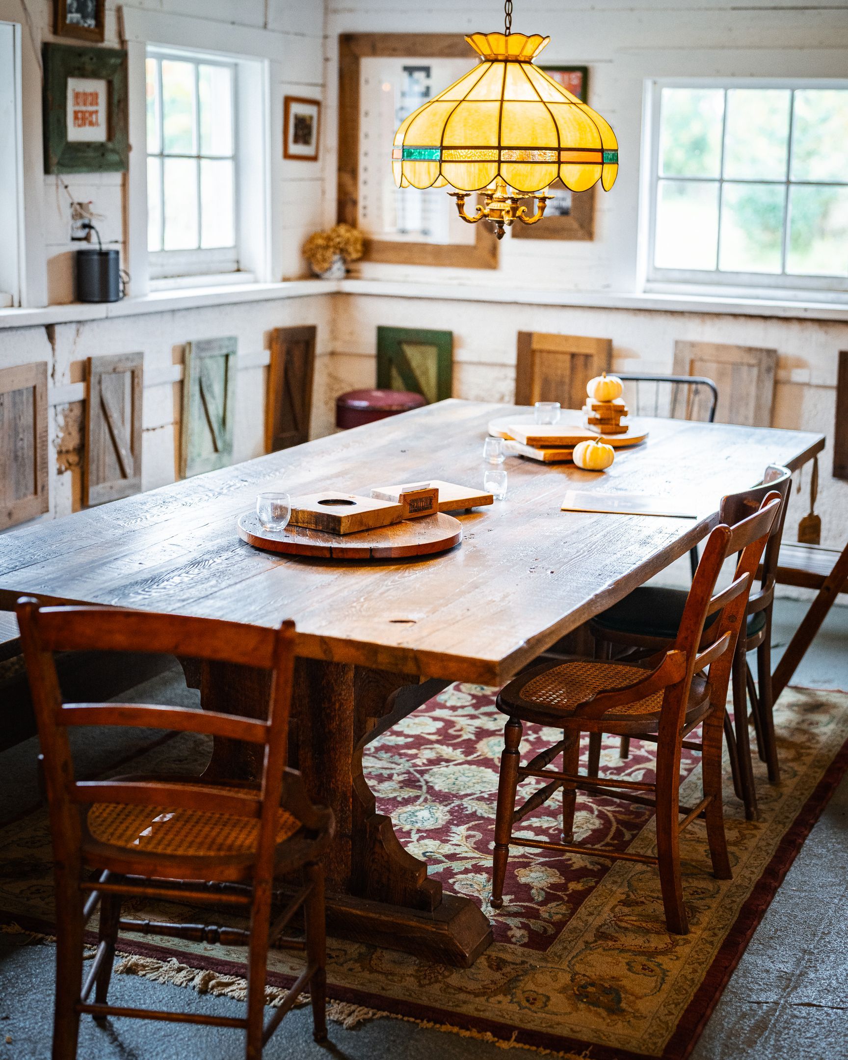 Table, dining table, pedestal leg,