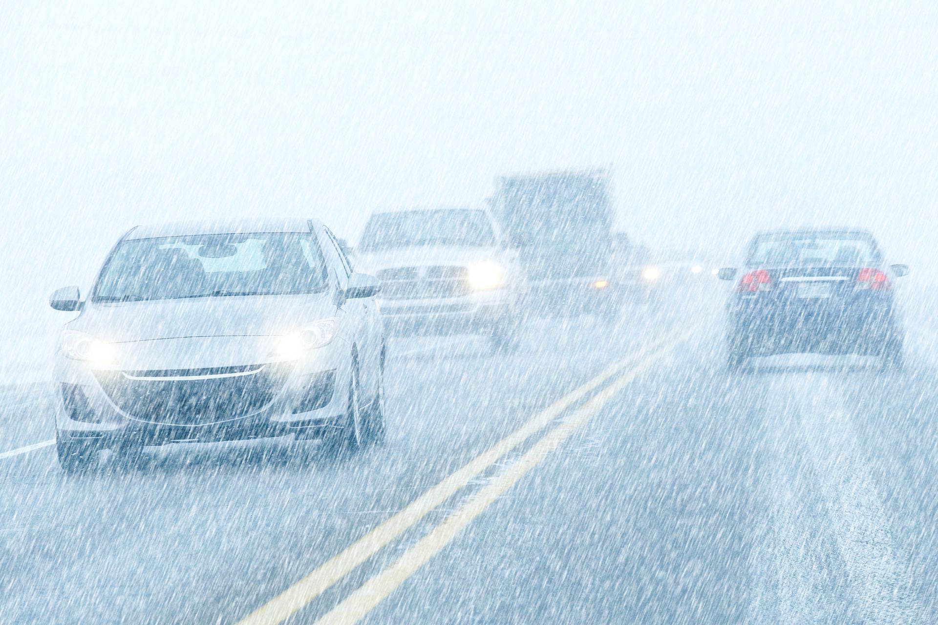 Cars Driving in the Snow | Consumer Car Care