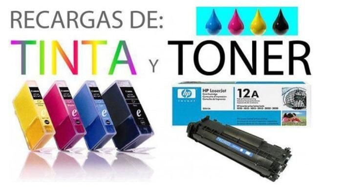 Recargas de tinta y tóner está escrito sobre un fondo blanco