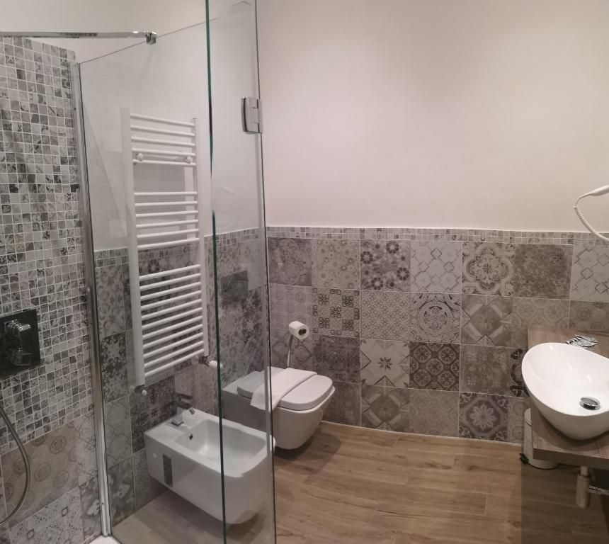 bagno con doccia