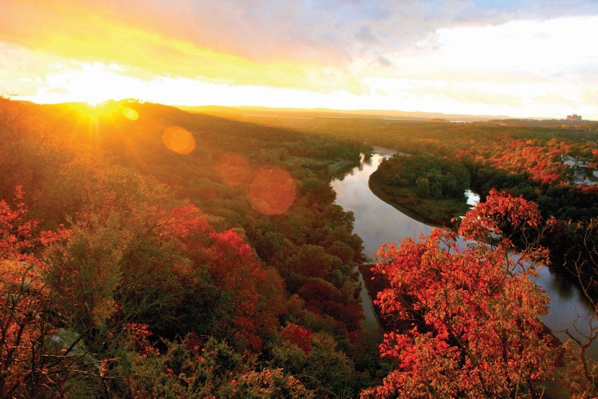 Branson White River in the fall - Creidit Branson Visitor's Bureau