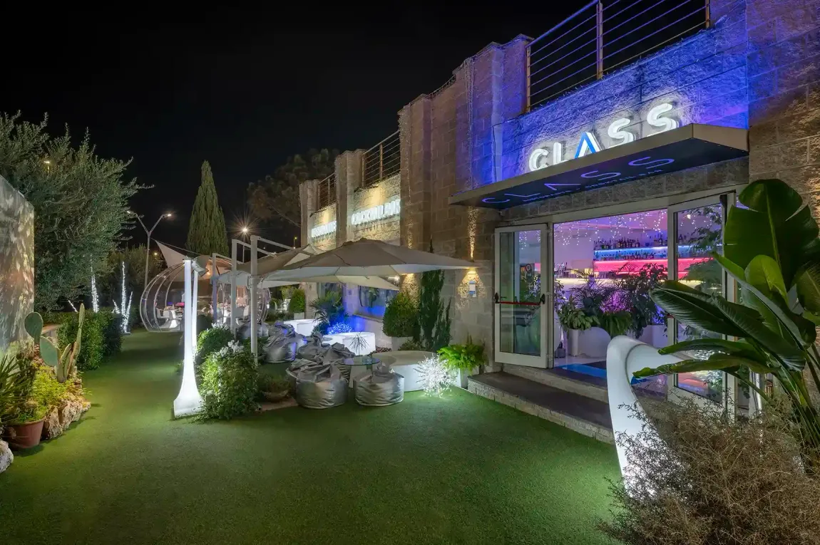 Foto dell'esterno del CLASS Ristorante Cocktail Bar a Roma