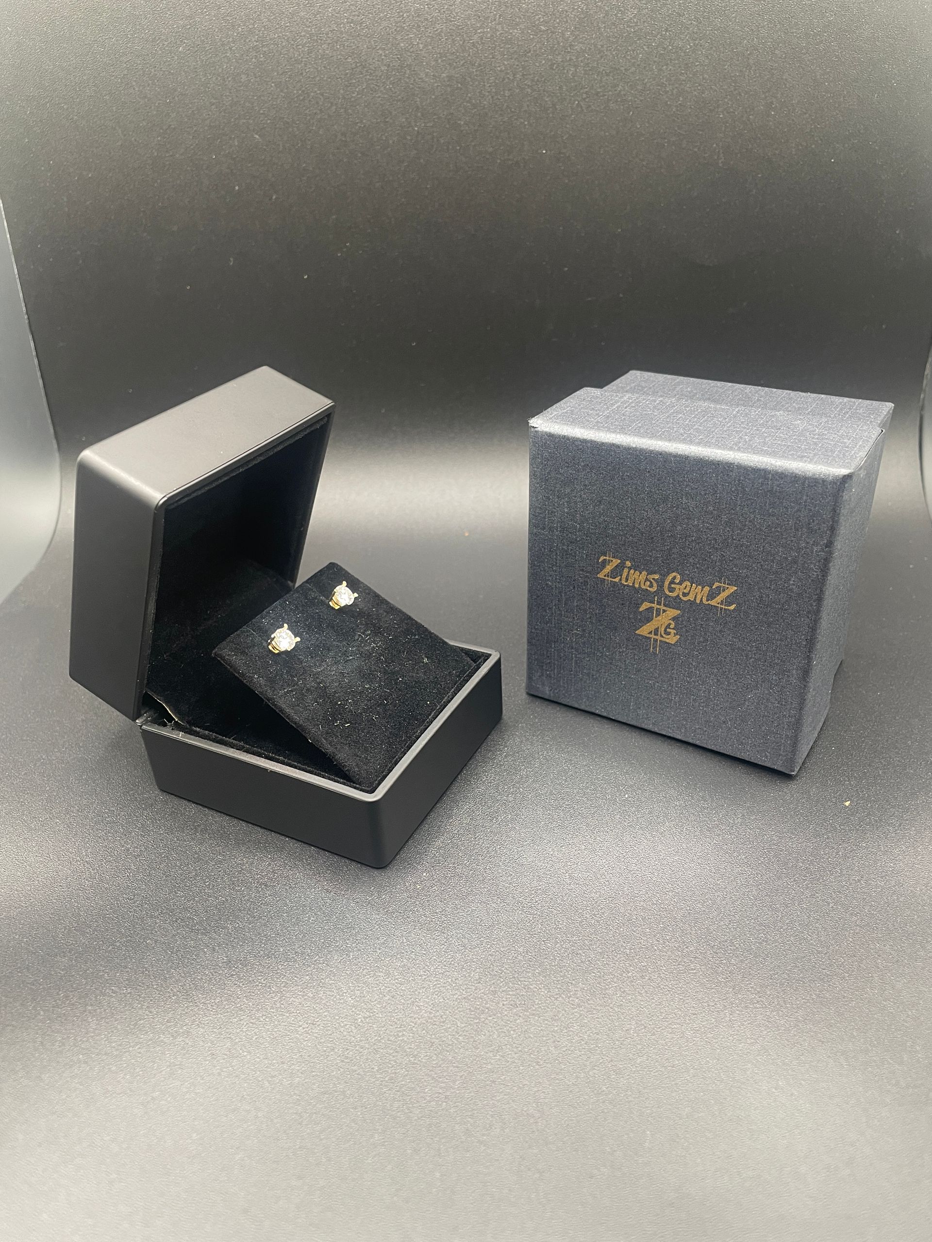 Classic Brilliance 14K Gold Natural Vs Diamond Stud Earrings | 1.00tcw