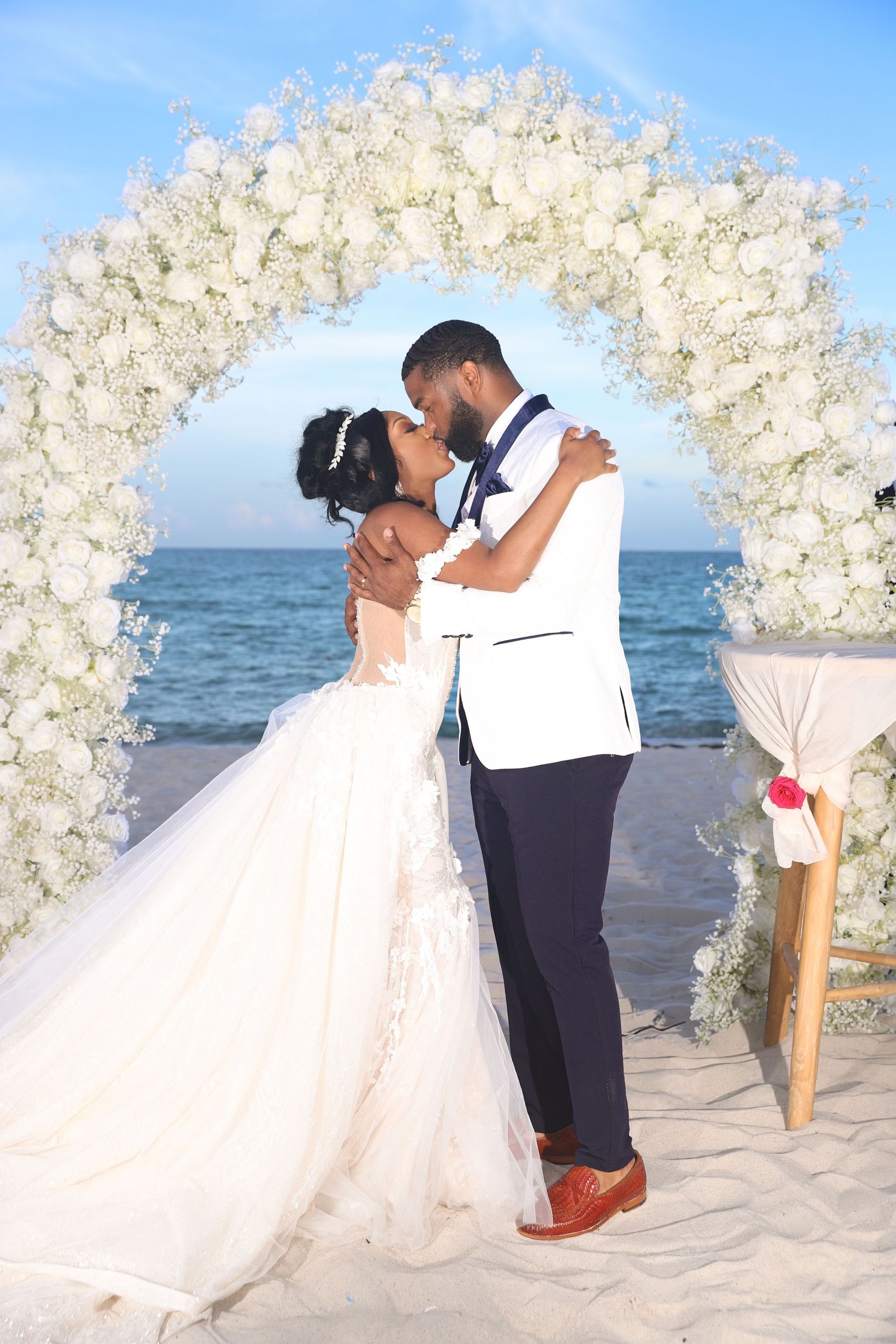  beachfront wedding ceremony in Miami Beach, planned by Ideal Events.