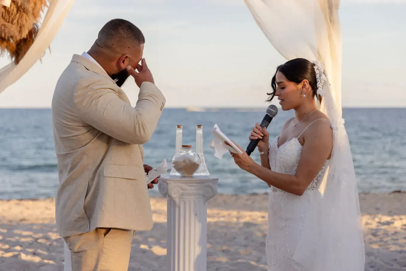 beach wedding ceremony in Fort Lauderdale
