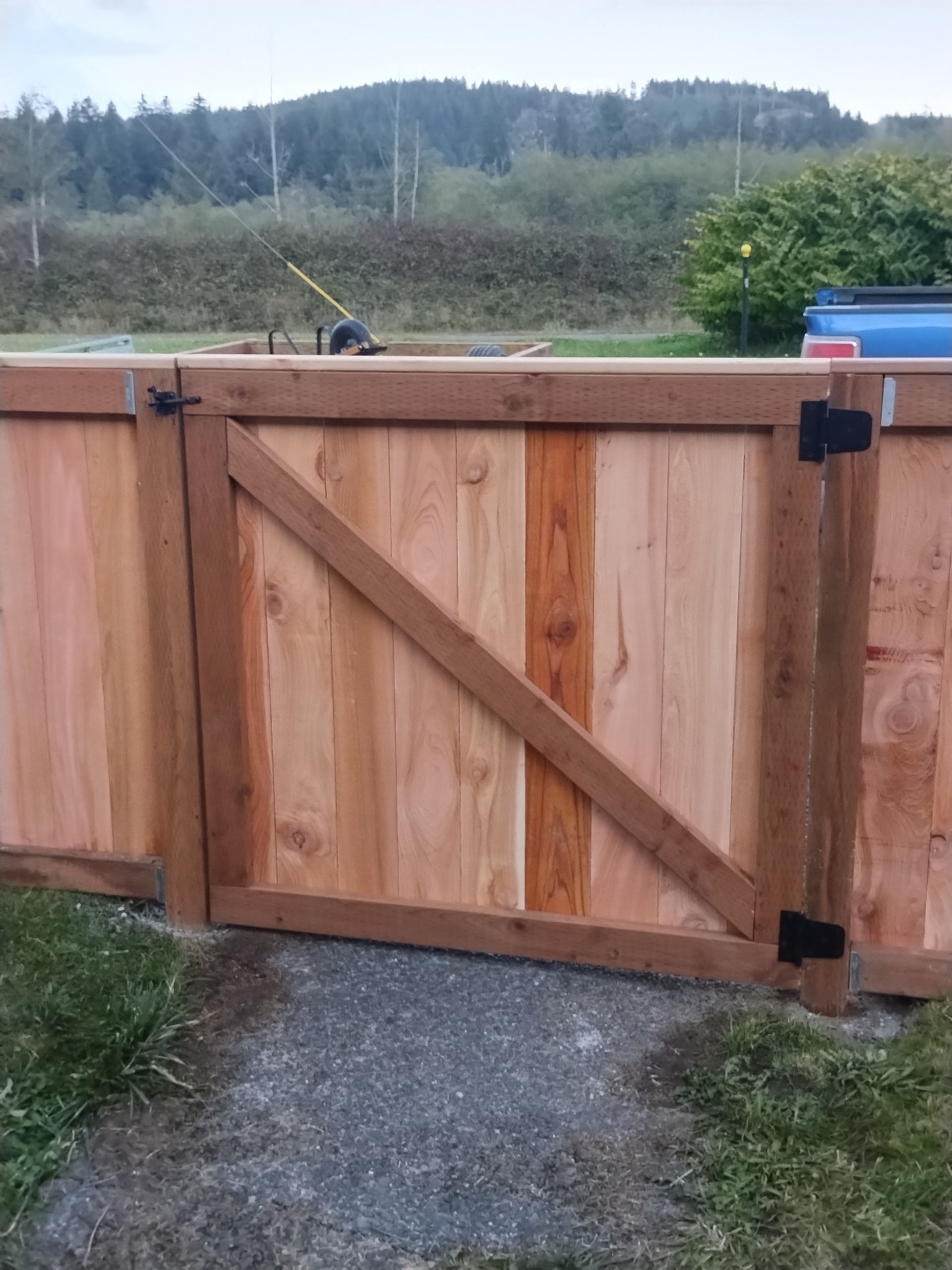 fence contractor chehalis wa