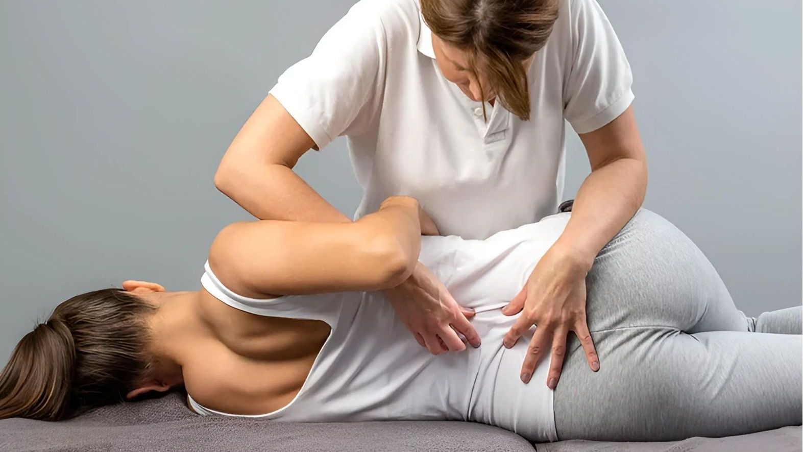 image of a chiropractor