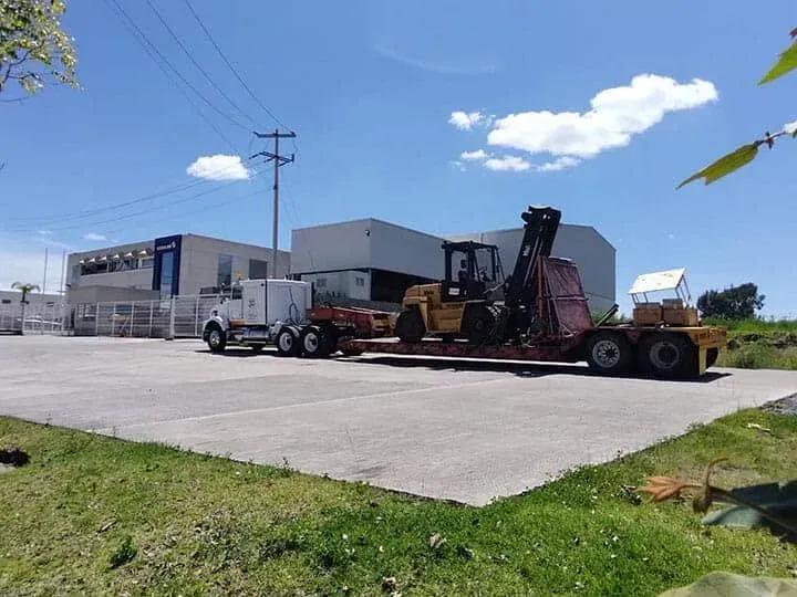 SANDRE TRANSPORTE DE MAQUINARIA 