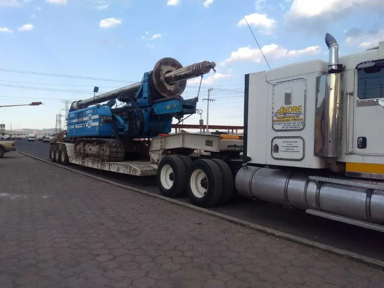 SANDRE TRANSPORTE DE MAQUINARIA 