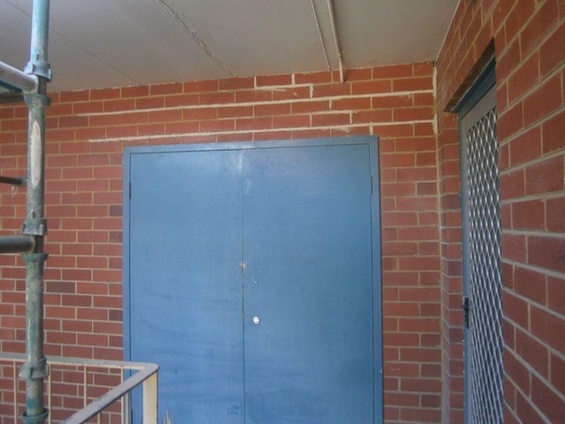 Helifix crack stitching