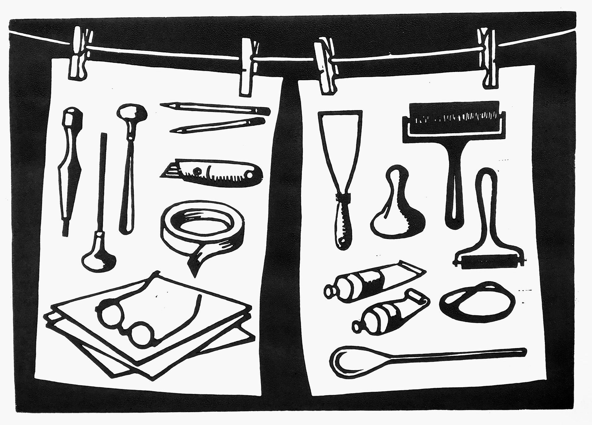 Teken- en linoprintbenodigdheden hangen aan een waslijn: gereedschap, tubes verf, paletmessen, verfroller en ronde voorwerpen.