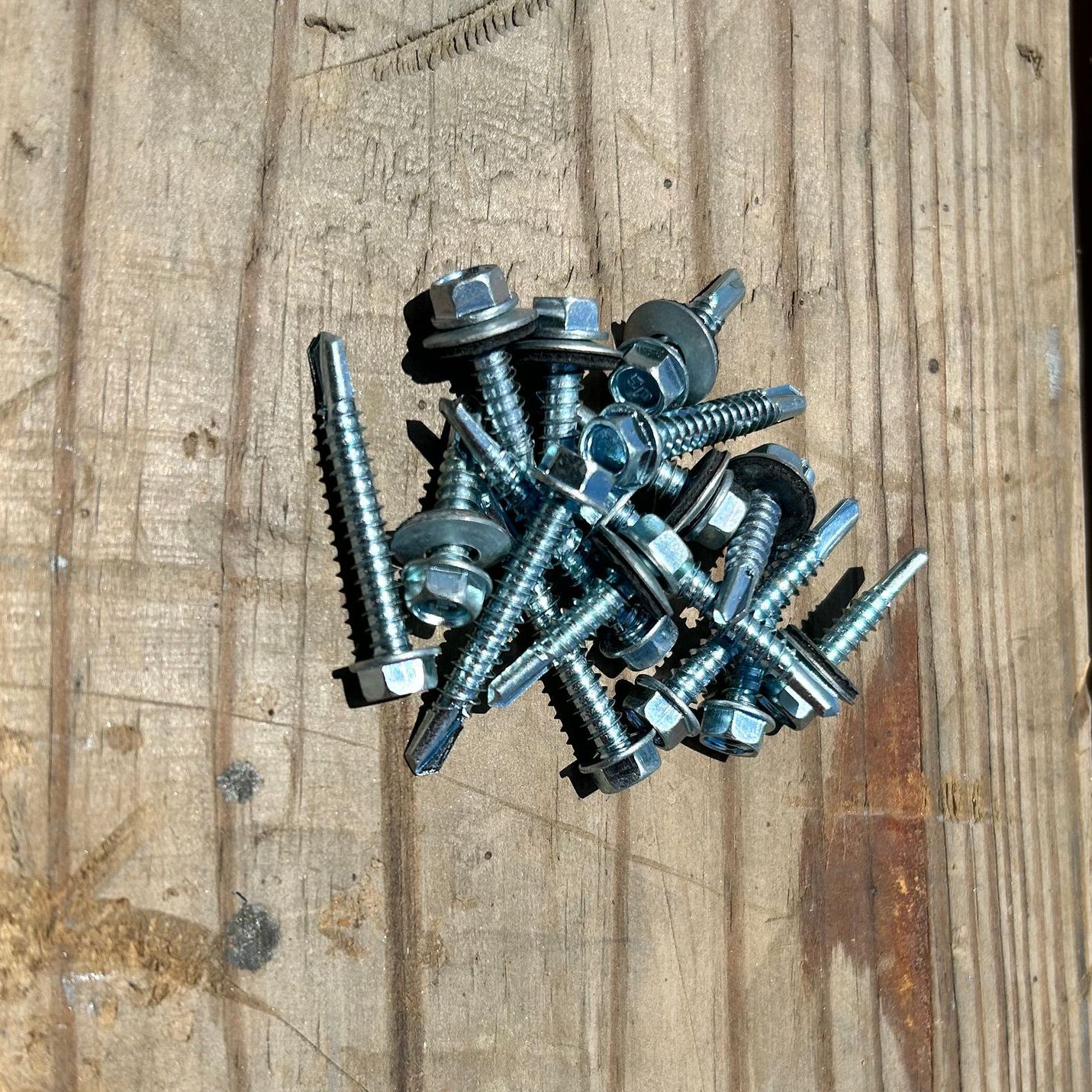 Screws (250)