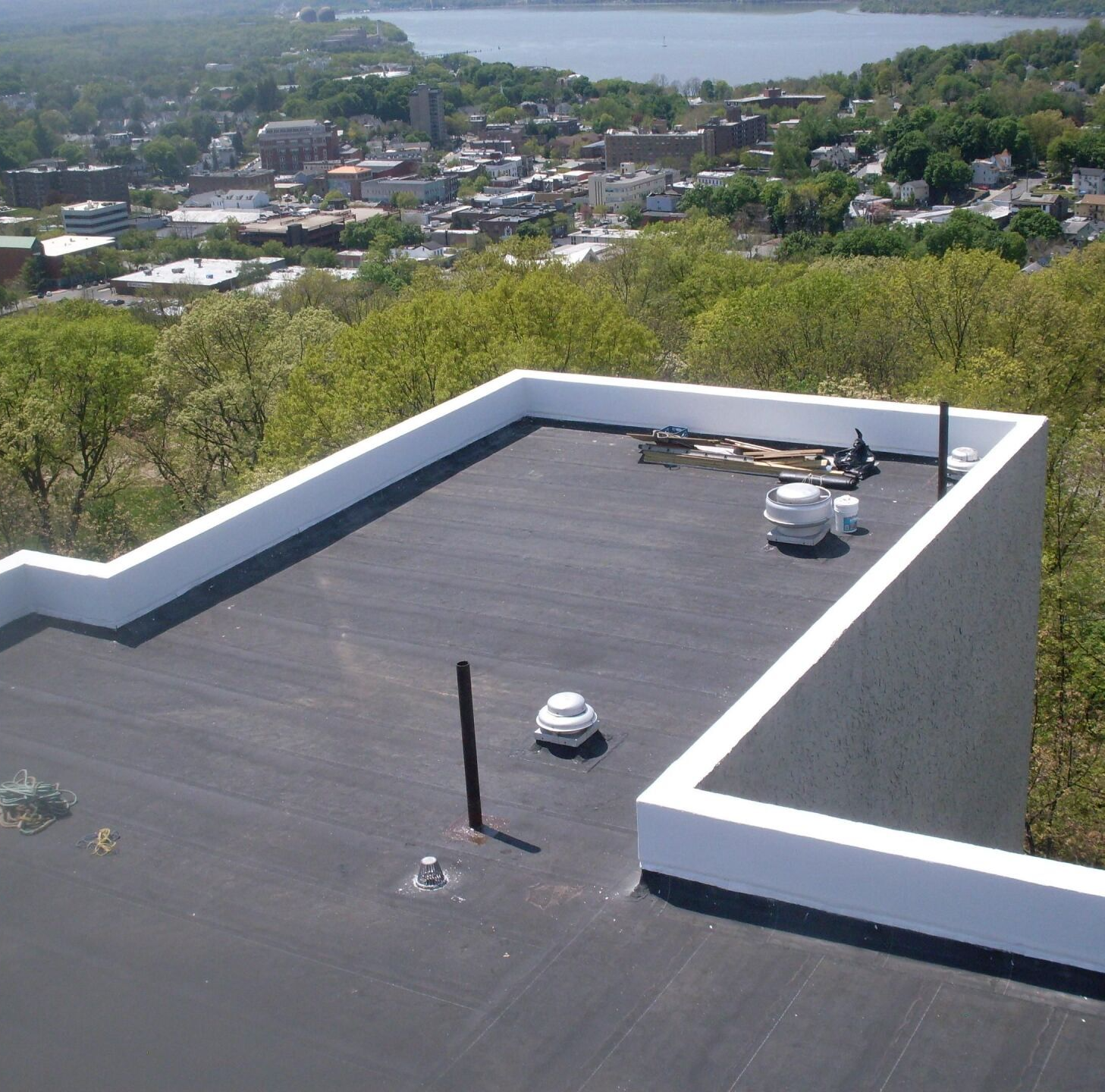 commercial roof replacement